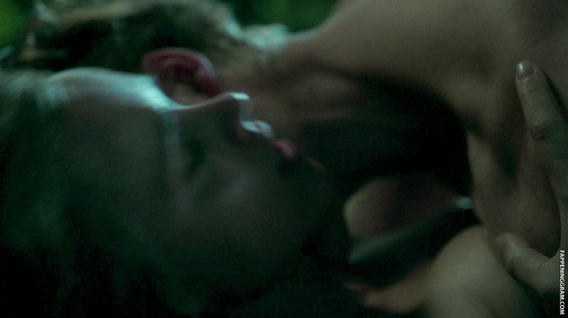 Valentina Richie hard anal