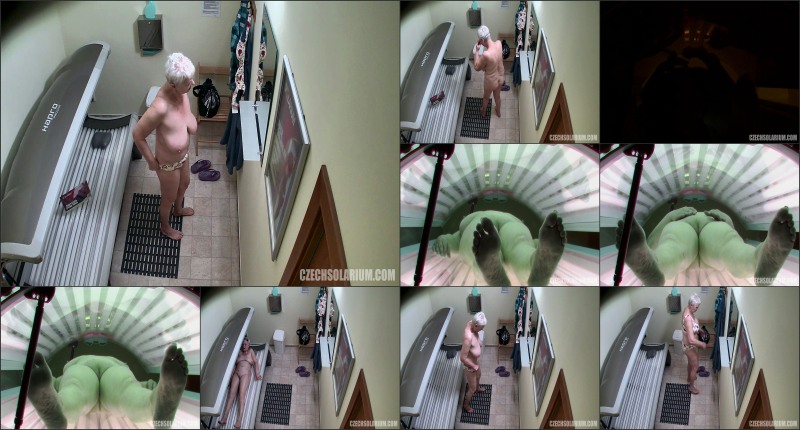 Specified female masturbation in the bathroom