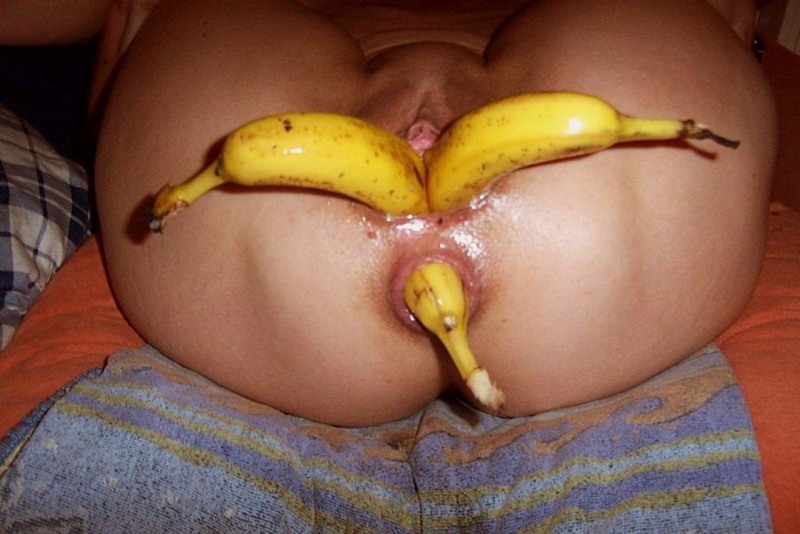 Banana masturbation in stockings