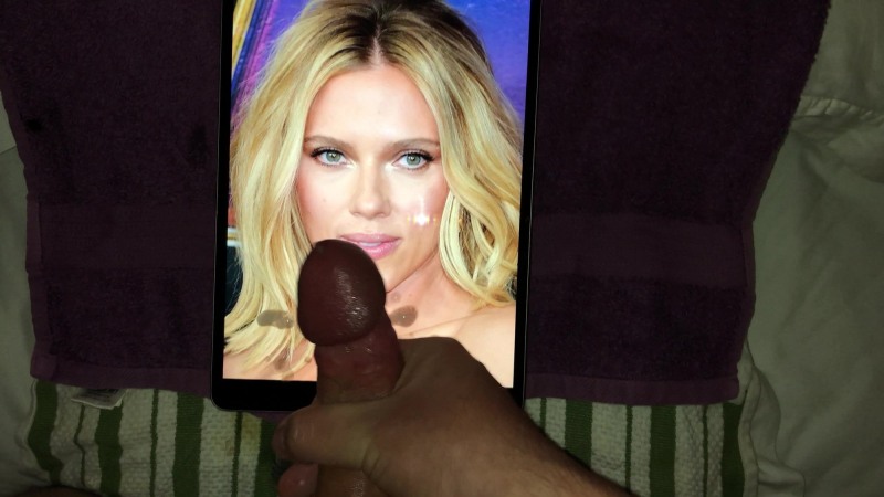 Elizabeth Olsen pornography