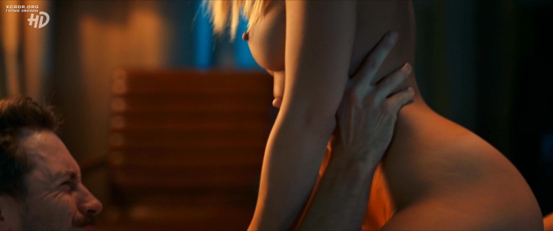 Julia Franz War for the Hotel