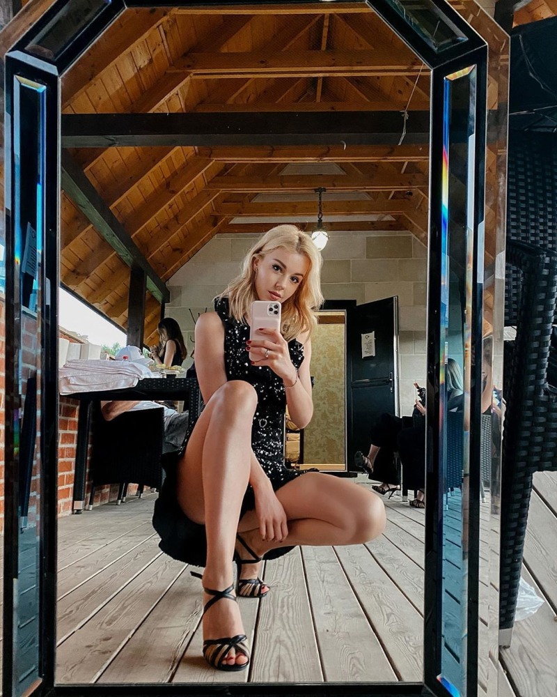 Julianna Karaulova Pornography