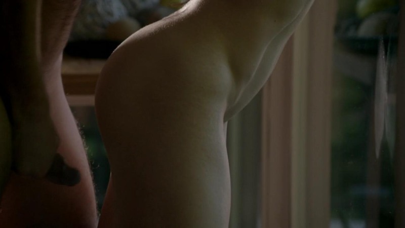 Kathleen Robertson in panties